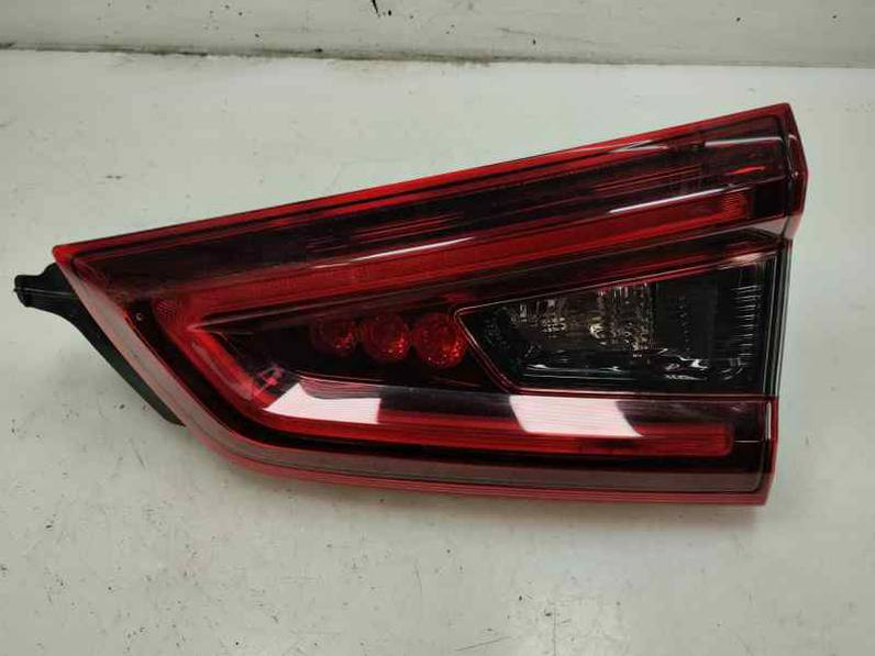 PILOTO TRASERO DERECHO INTERIOR NISSAN QASHQAI 2021 1.3 DIG T GASOLINA (158 CV)