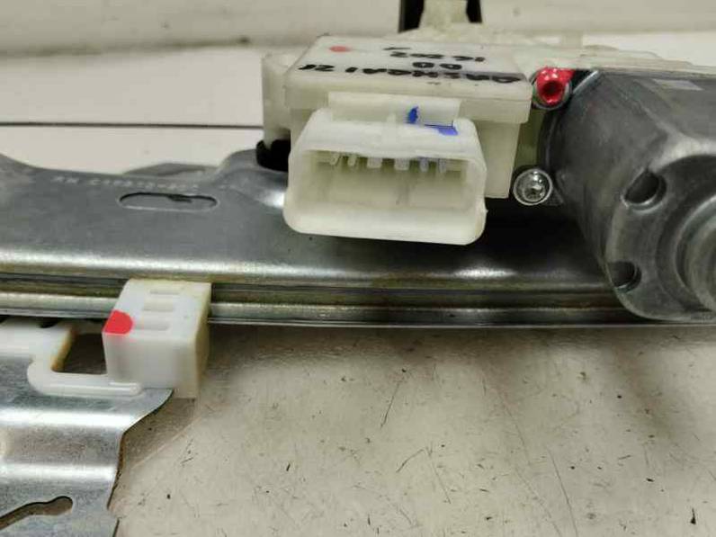 ELEVALUNAS DELANTERO DERECHO NISSAN QASHQAI 2021 1.3 DIG T GASOLINA (158 CV)