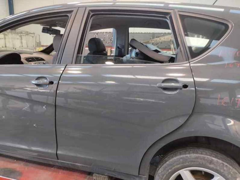 PUERTA TRASERA IZQUIERDA SEAT ALTEA 2010 1.6 TDI (105 CV)
