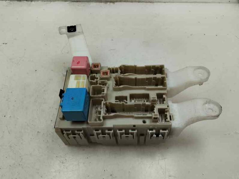 CAJA RELES FUSIBLES TOYOTA VERSO 2014 1.6 D-4D - 82 KW (112 CV)