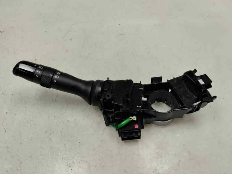 MANDO LUCES TOYOTA YARIS 2020 1.0 LTR. - 53 KW (72 CV)