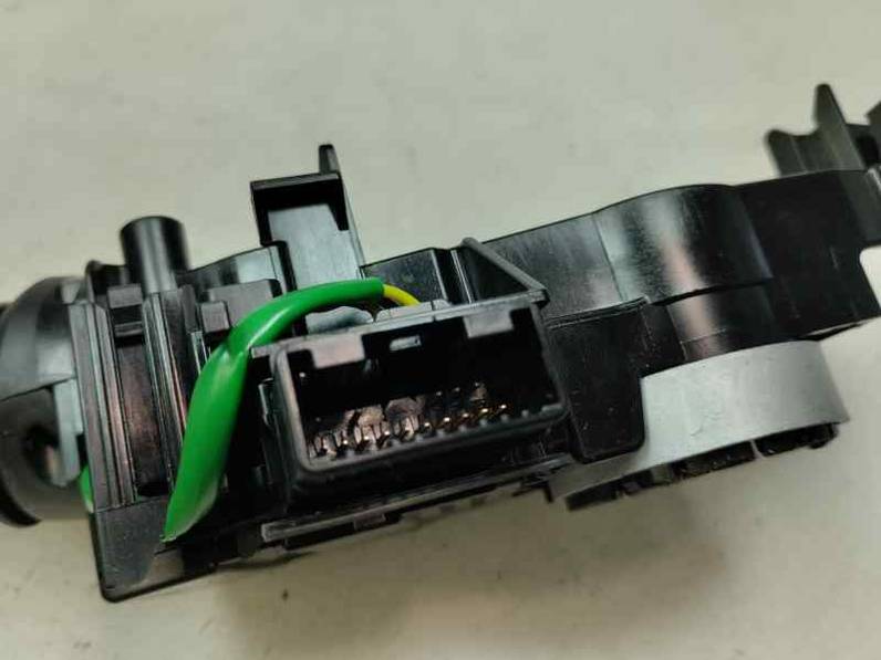 MANDO LUCES TOYOTA YARIS 2020 1.0 LTR. - 53 KW (72 CV)