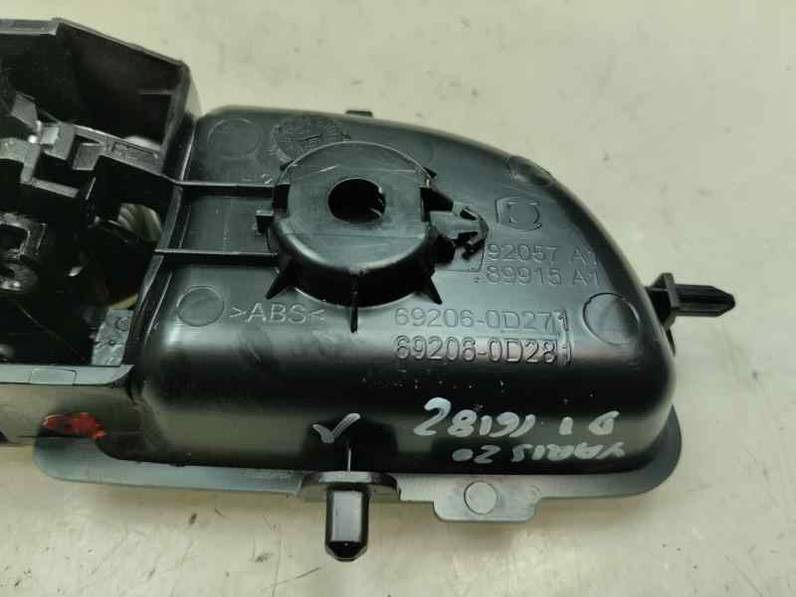 MANETA INTERIOR DELANTERA IZQUIERDA TOYOTA YARIS 2020 1.0 LTR. - 53 KW (72 CV)