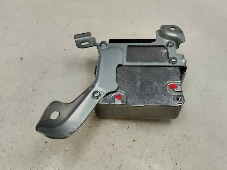 MODULO DE DIRECCION ELECTRICA NO TOYOTA YARIS 2020 1.0 LTR. - 53 KW (72 CV)