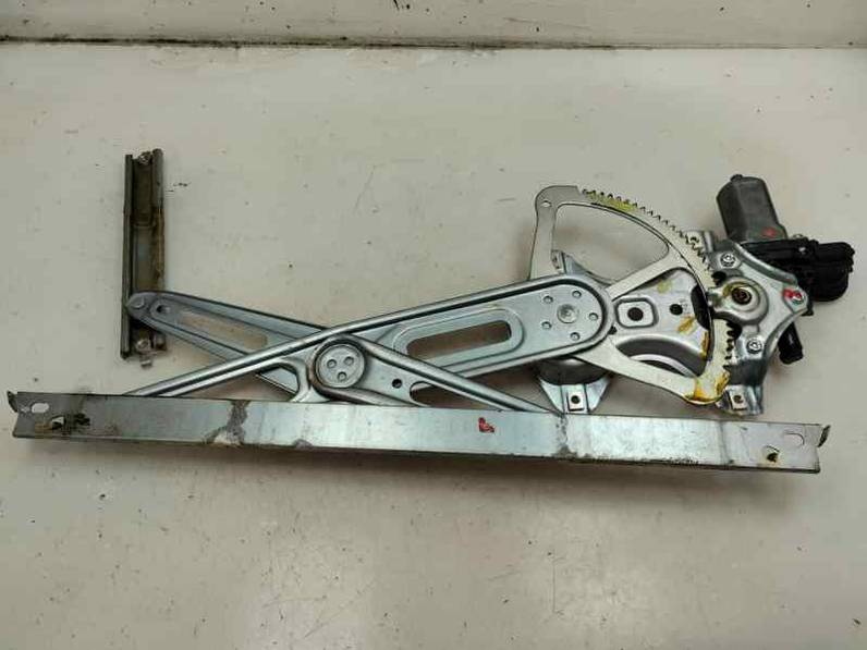 ELEVALUNAS DELANTERO IZQUIERDO TOYOTA YARIS 2020 1.0 LTR. - 53 KW (72 CV)