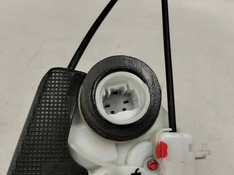 CERRADURA PUERTA TRASERA IZQUIERDA TOYOTA YARIS 2020 1.0 LTR. - 53 KW (72 CV)