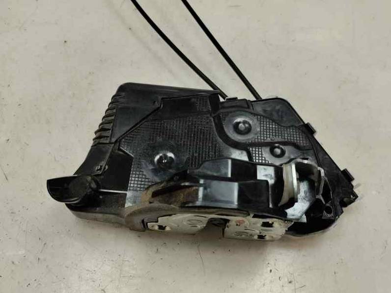 CERRADURA PUERTA DELANTERA DERECHA TOYOTA YARIS 2020 1.0 LTR. - 53 KW (72 CV)