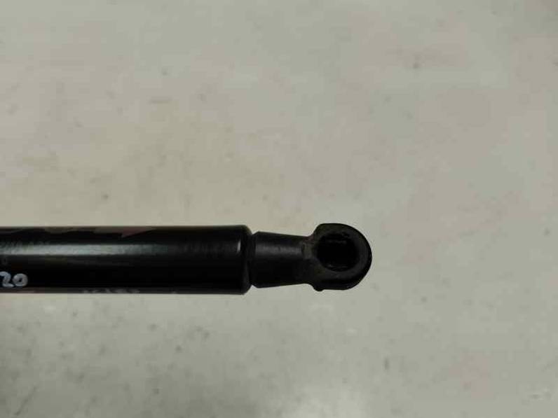 AMORTIGUADOR MALETERO PORTON TOYOTA YARIS 2020 1.0 LTR. - 53 KW (72 CV)