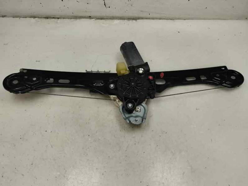 ELEVALUNAS TRASERO IZQUIERDO MERCEDES CLASE C BERLINA 2003 2.2 CDI (143 CV)