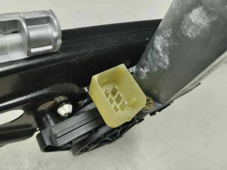 ELEVALUNAS TRASERO IZQUIERDO MERCEDES CLASE C BERLINA 2003 2.2 CDI (143 CV)