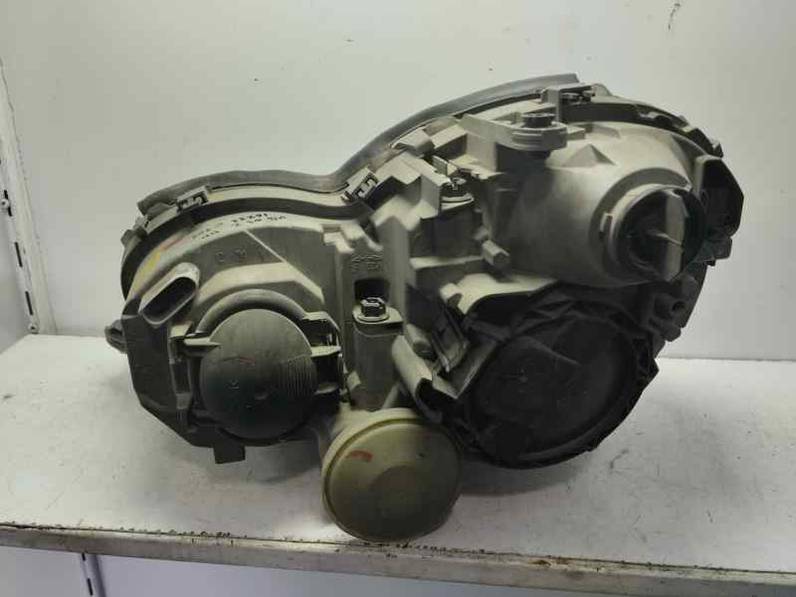 FARO DERECHO MERCEDES CLASE C BERLINA 2003 2.2 CDI (143 CV)