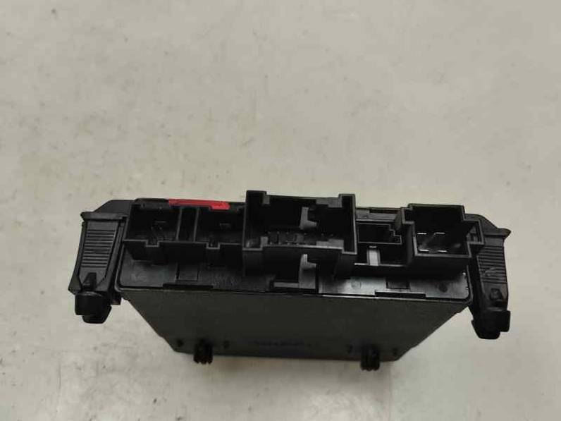 MODULO CONFORT MERCEDES CLASE C BERLINA 2003 2.2 CDI (143 CV)