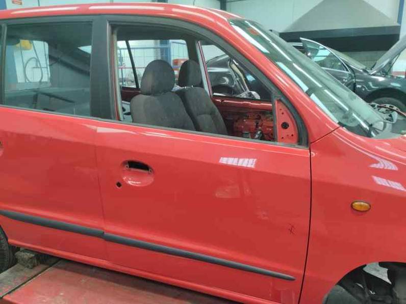 PUERTA DELANTERA DERECHA HYUNDAI ATOS 2000 999 (54 CV)