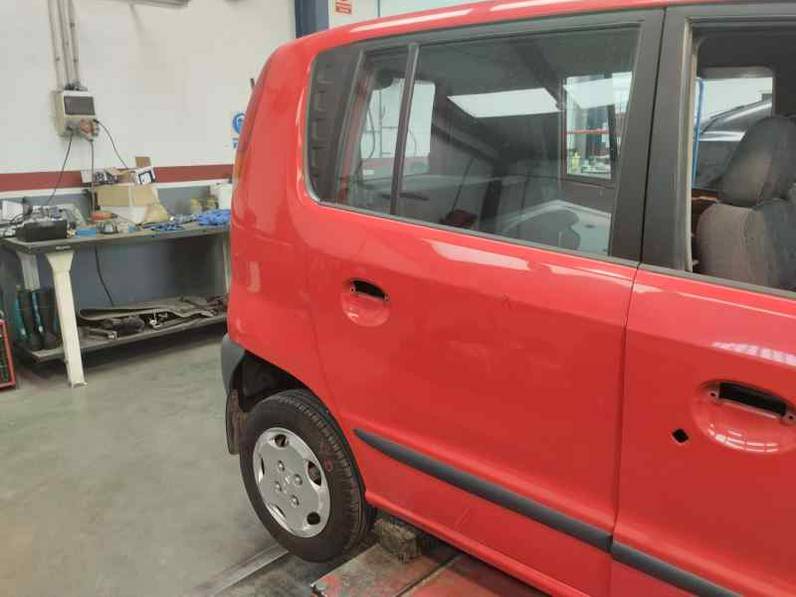 PUERTA TRASERA DERECHA HYUNDAI ATOS 2000 999 (54 CV)