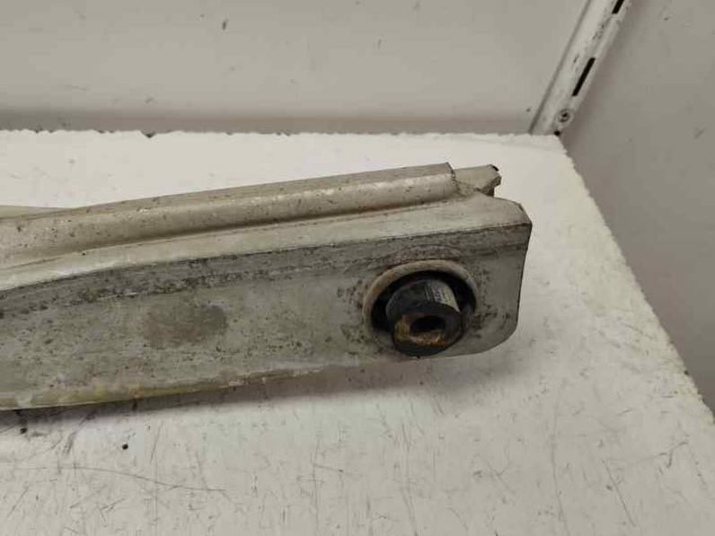 BRAZO SUSPENSION INFERIOR TRASERO IZQUIERDO OPEL INSIGNIA BERLINA 2010 2.0 CDTI (131 CV)