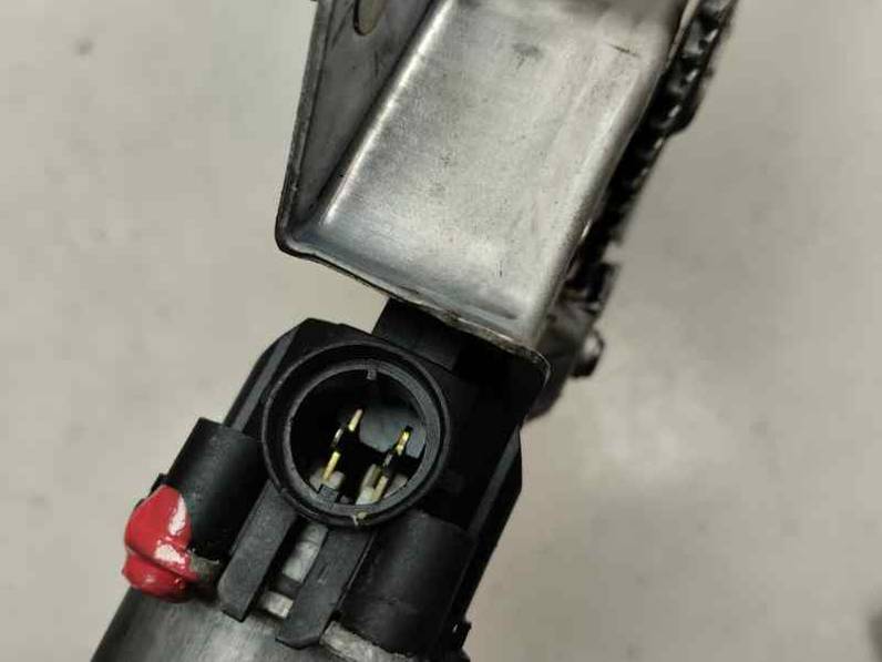 ELEVALUNAS DELANTERO DERECHO RENAULT KANGOO 2004 1.5 DCI (82 CV)