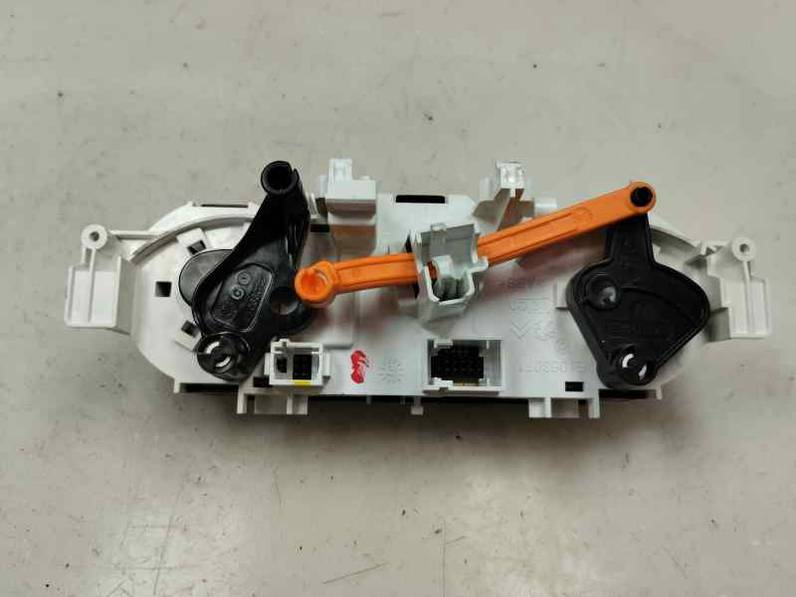 MANDO CALEFACCION AIRE ACONDICIONADO PEUGEOT 2008 2019 1.2 VTI