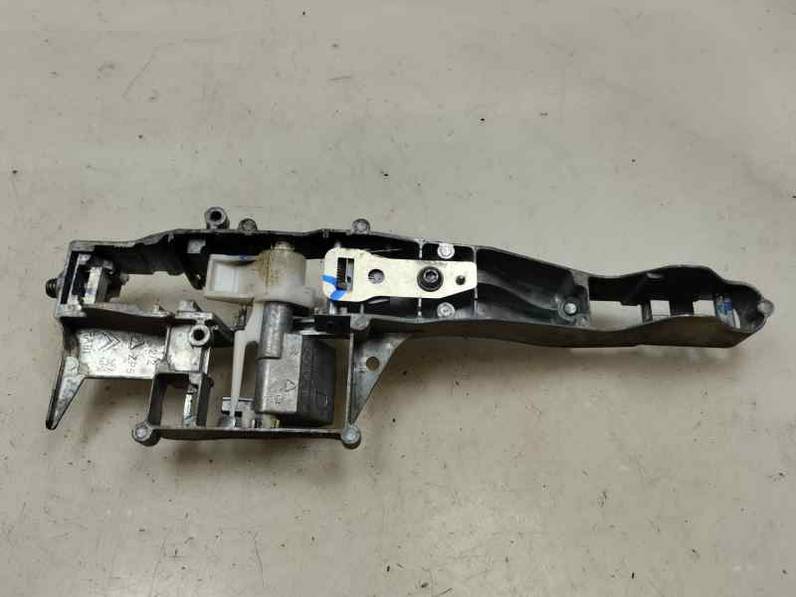 MANETA EXTERIOR DELANTERA DERECHA PEUGEOT 2008 2019 1.2 VTI