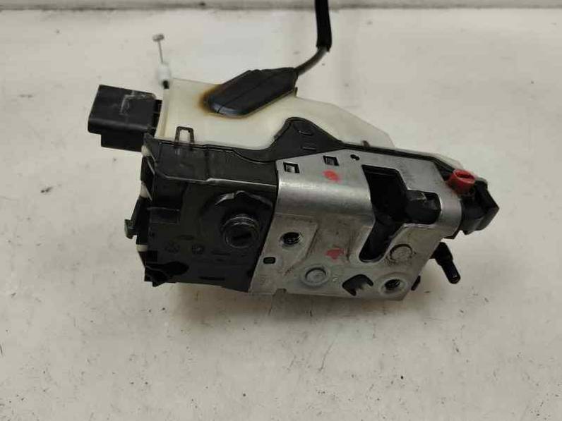 CERRADURA PUERTA TRASERA DERECHA PEUGEOT 2008 2019 1.2 VTI