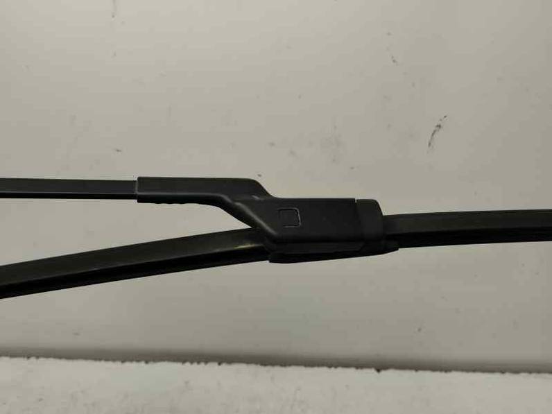 BRAZO LIMPIA DELANTERO DERECHO PEUGEOT 2008 2019 1.2 VTI