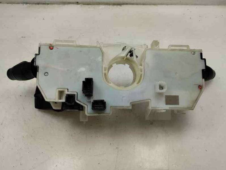 MANDO MULTIFUNCION RENAULT MEGANE III BERLINA 5 P 2015 1.2 TCE (115 CV)