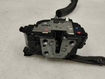 CERRADURA PUERTA DELANTERA DERECHA RENAULT MEGANE III BERLINA 5 P 2015 1.2 TCE (115 CV)