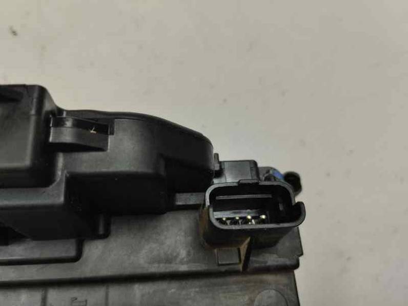 CERRADURA PUERTA DELANTERA DERECHA RENAULT MEGANE III BERLINA 5 P 2015 1.2 TCE (115 CV)