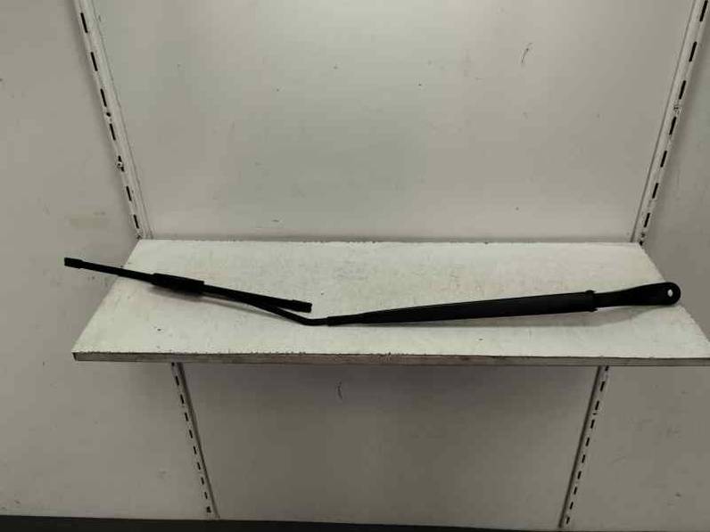 BRAZO LIMPIA DELANTERO DERECHO RENAULT MEGANE III BERLINA 5 P 2015 1.2 TCE (115 CV)