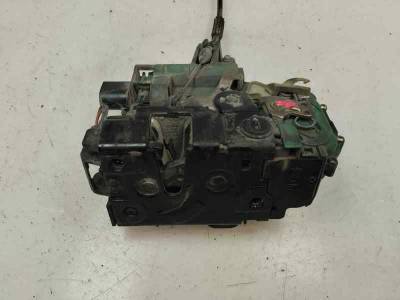 CERRADURA PUERTA TRASERA DERECHA VOLKSWAGEN PASSAT BERLINA 2002 1.9 TDI (131 CV)