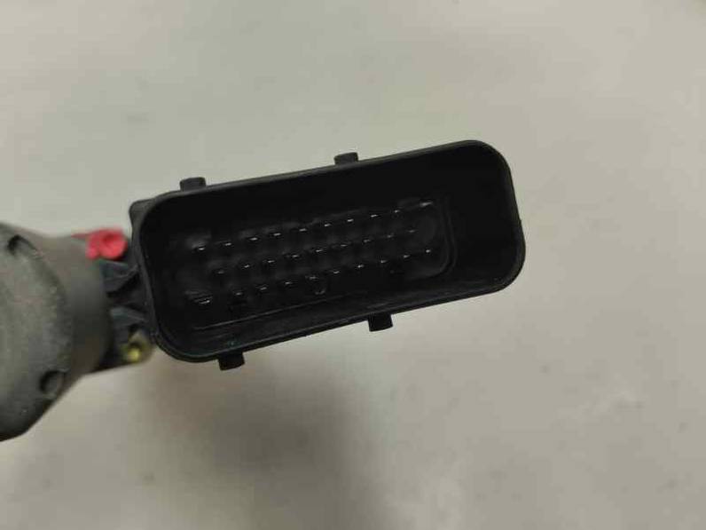 MOTOR ELEVALUNAS DELANTERO IZQUIERDO VOLKSWAGEN PASSAT BERLINA 2002 1.9 TDI (131 CV)