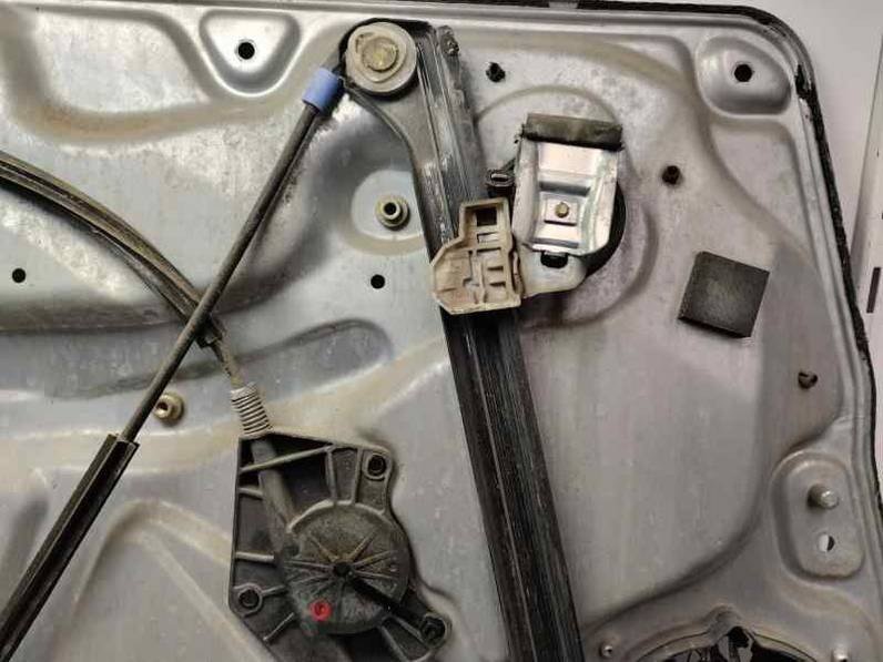 ELEVALUNAS DELANTERO DERECHO VOLKSWAGEN PASSAT BERLINA 2002 1.9 TDI (131 CV)