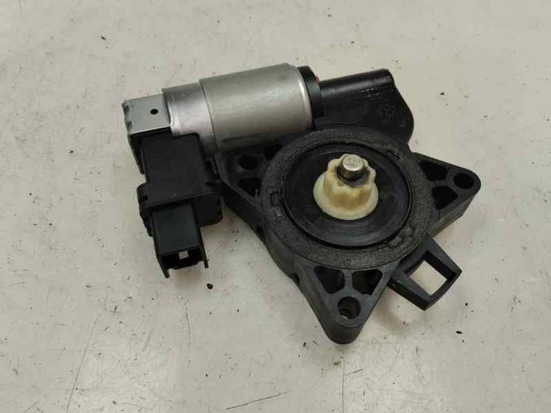 MOTOR ELEVALUNAS DELANTERO DERECHO MAZDA 6 BERLINA 2005 1998 (136 CV)
