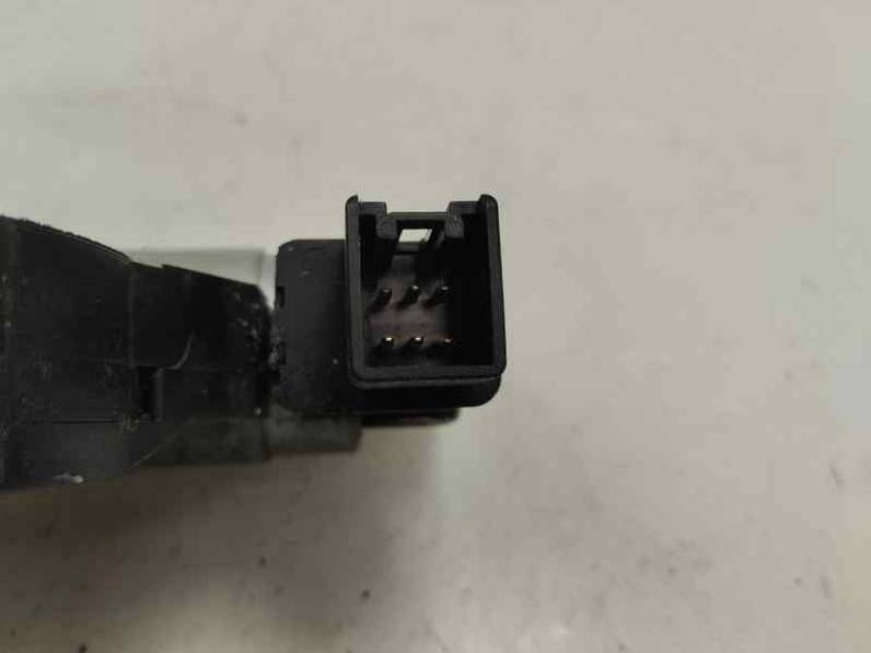 MOTOR ELEVALUNAS DELANTERO IZQUIERDO MAZDA 6 BERLINA 2005 1998 (136 CV)