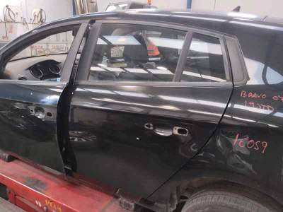 PUERTA TRASERA IZQUIERDA FIAT BRAVO 2007 1.9 8V JTD (120 CV)