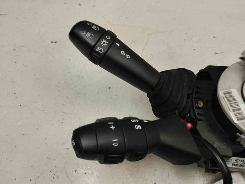 MANDO MULTIFUNCION FIAT BRAVO 2007 1.9 8V JTD (120 CV)