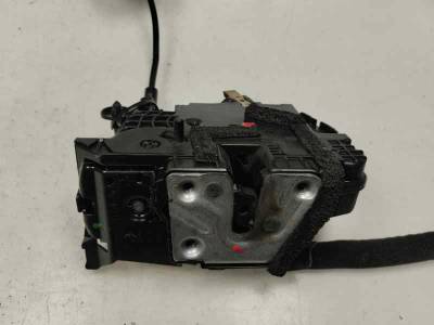 CERRADURA PUERTA TRASERA DERECHA RENAULT CLIO IV 2018 0.9 TCE (90 CV)