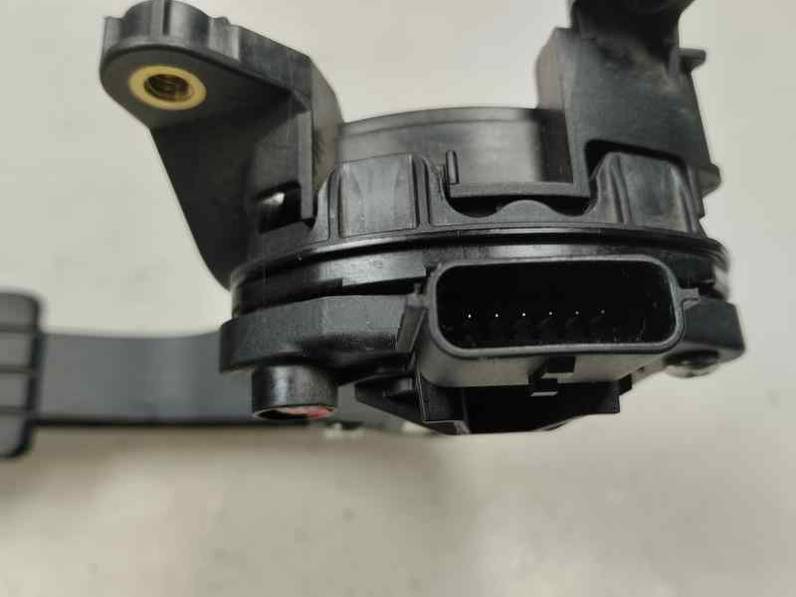 POTENCIOMETRO PEDAL RENAULT CLIO IV 2018 0.9 TCE (90 CV)