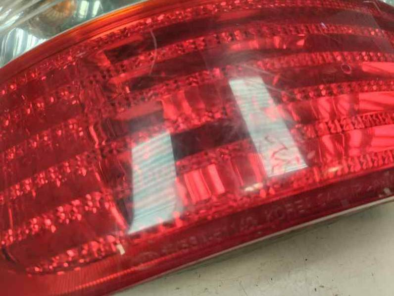 PILOTO TRASERO IZQUIERDO KIA CARNIVAL II 2003 2.9 CRDI (145 CV)