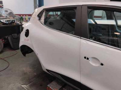 PUERTA TRASERA DERECHA RENAULT CLIO IV 2018 0.9 TCE (90 CV)
