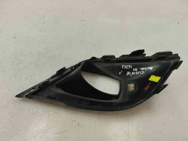 REJILLA PARAGOLPES IZQUIERDA RENAULT CLIO IV 2018 0.9 TCE (90 CV)