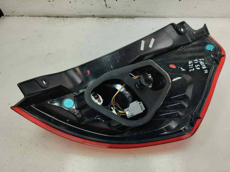 PILOTO TRASERO IZQUIERDO FORD FIESTA 2014 1.25 16V (82 CV)