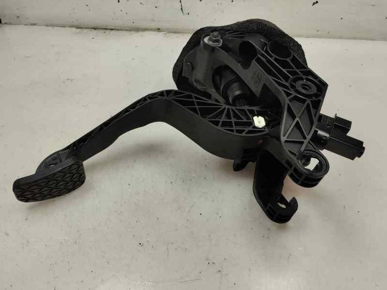 PEDAL EMBRAGUE FORD FIESTA 2014 1.25 16V (82 CV)