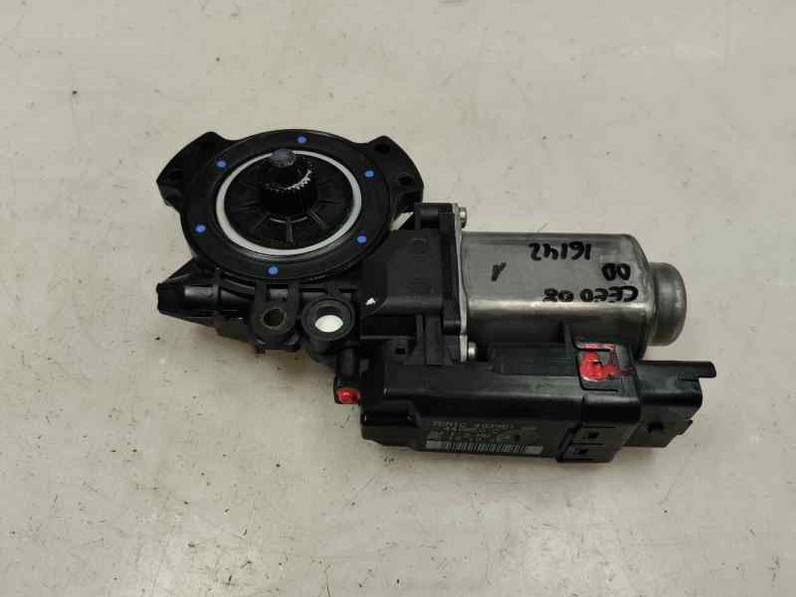 MOTOR ELEVALUNAS DELANTERO DERECHO KIA CEE D 2008 1.6 CRDI (116 CV)