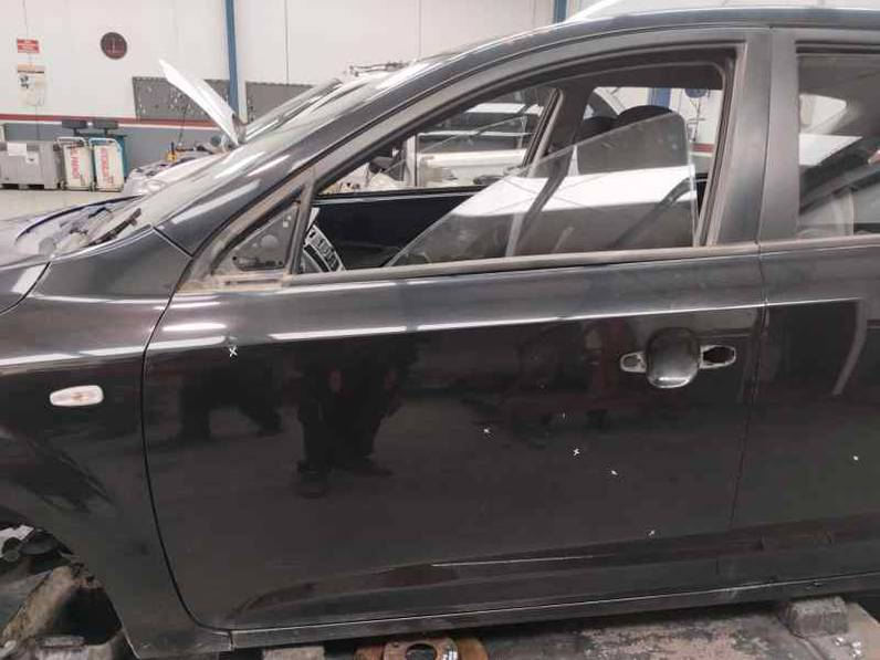 PUERTA DELANTERA IZQUIERDA KIA CEE D 2008 1.6 CRDI (116 CV)