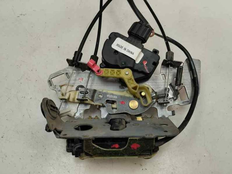 CERRADURA PUERTA LATERAL IZQUIERDA CHRYSLER VOYAGER 2005 2499 CRD (143 CV)