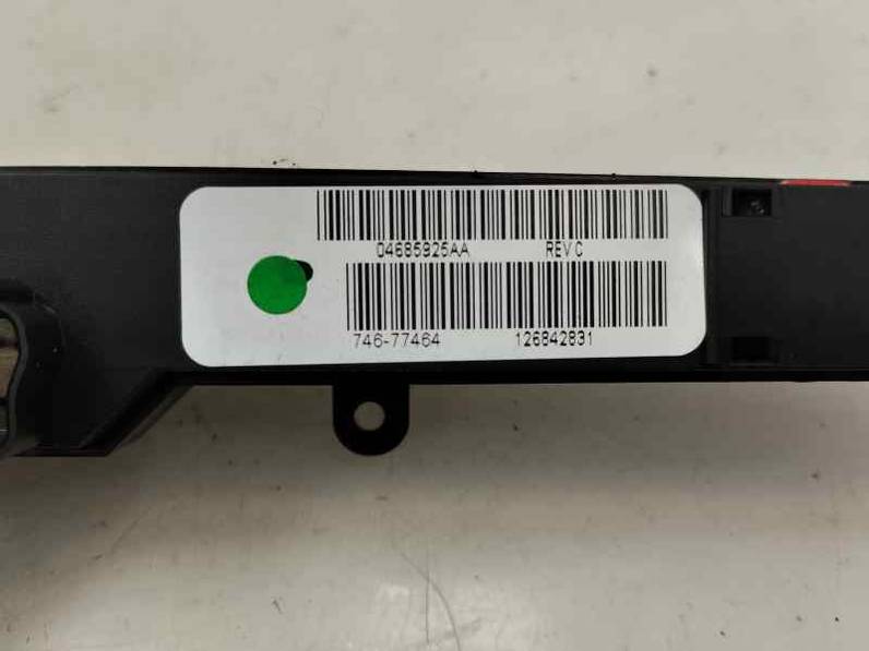 WARNING CHRYSLER VOYAGER 2005 2499 CRD (143 CV)