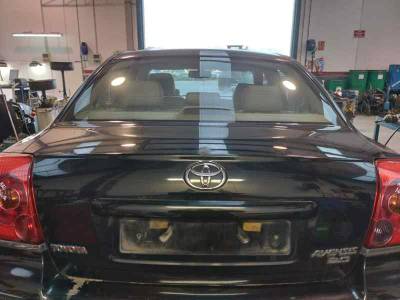 PORTON TRASERO TOYOTA AVENSIS BERLINA 2004 2.0 CDT (116 CV)