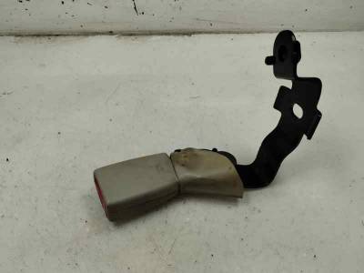 CINTURON SEGURIDAD TRASERO DERECHO TOYOTA AVENSIS BERLINA 2004 2.0 CDT (116 CV)