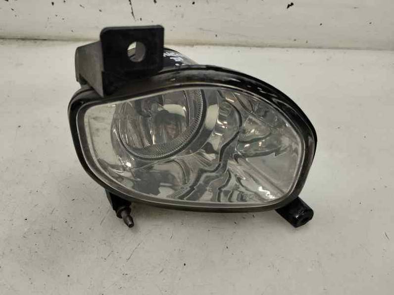 FARO ANTINIEBLA IZQUIERDO TOYOTA AVENSIS BERLINA 2004 2.0 CDT (116 CV)
