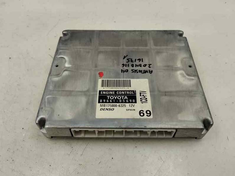 CENTRALITA MOTOR UCE TOYOTA AVENSIS BERLINA 2004 2.0 CDT (116 CV)